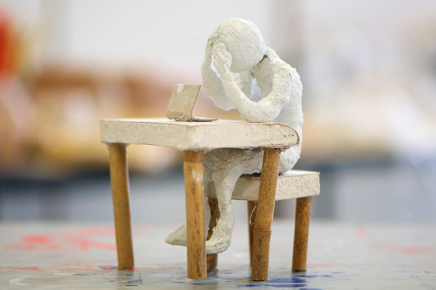 Schülerprojekte_Gips08 Bjarne Dittmer - "Schlechte Nachricht"