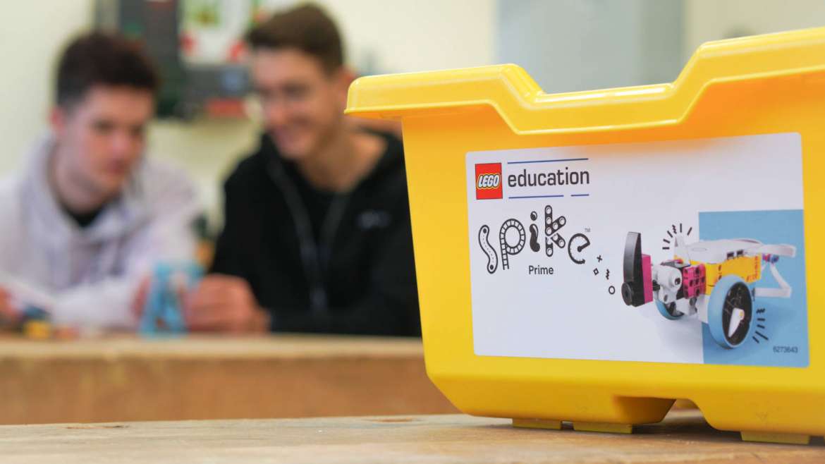 Lego Spike Unboxing (2)